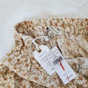 NWT American Eagle daisy skort